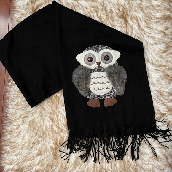 Fur owl patch tassel fringe scarf - Picture 2 of 3